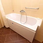 בית נופש House Franko 1330 *