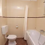 House Franko 1330 * פורץ