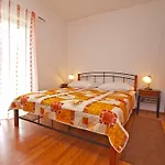 Casa de Férias House Franko 1330 Poreč