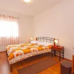House Franko 1330 *