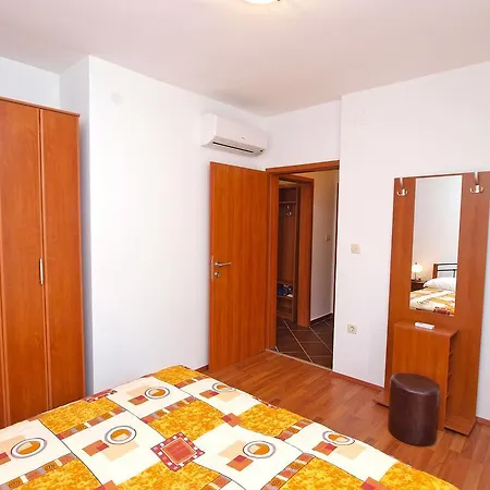 House Franko 1330 * بوريتش
