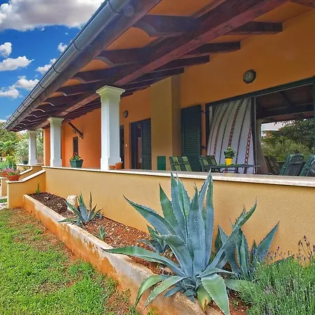 House Franko 1330 בית נופש