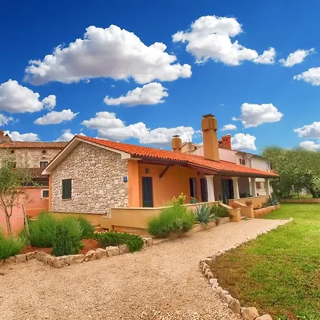 House Franko 1330 Holiday home