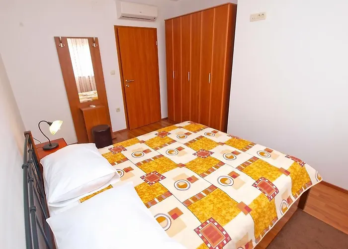 House Franko 1330 Пореч